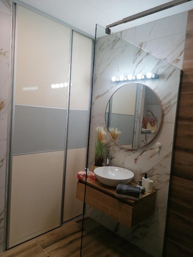 Apartmani Sunset Slavonski Brod Rum bild
