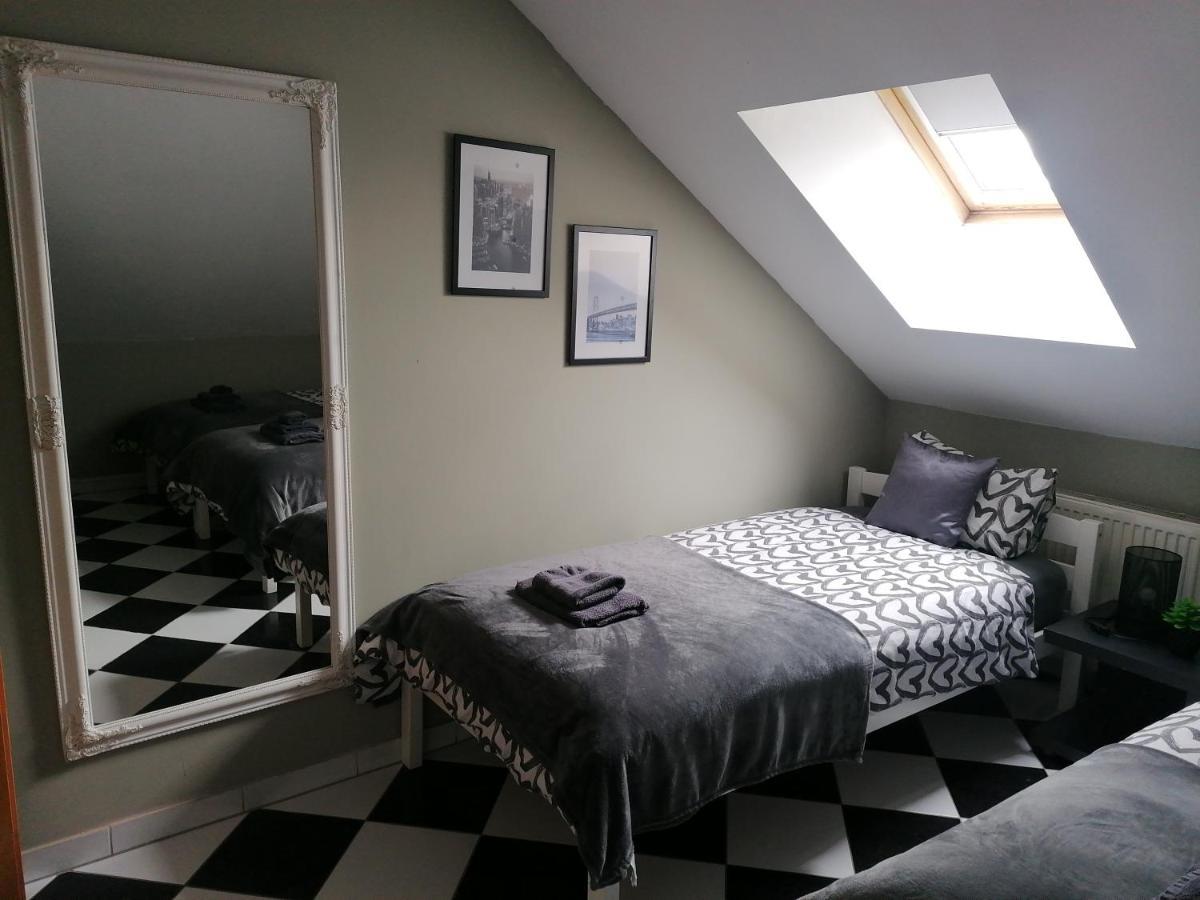Apartmani Sunset Slavonski Brod Rum bild